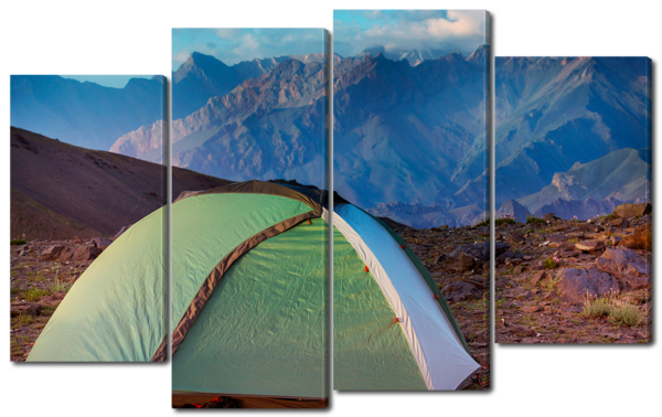 Палатка в горах