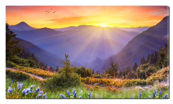 Горный пейзаж и закат