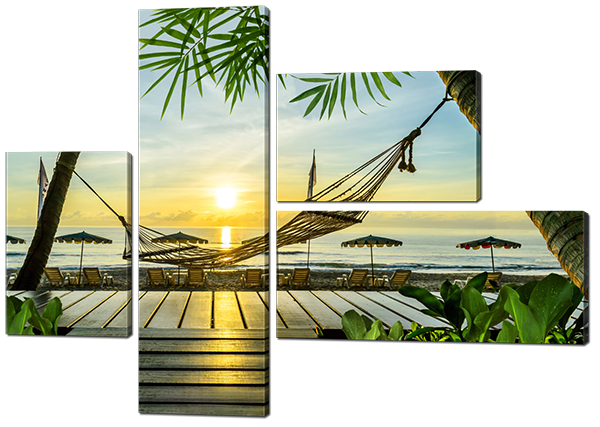 Гамак на берегу пляжа