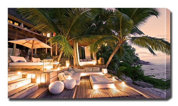 Терраса у моря